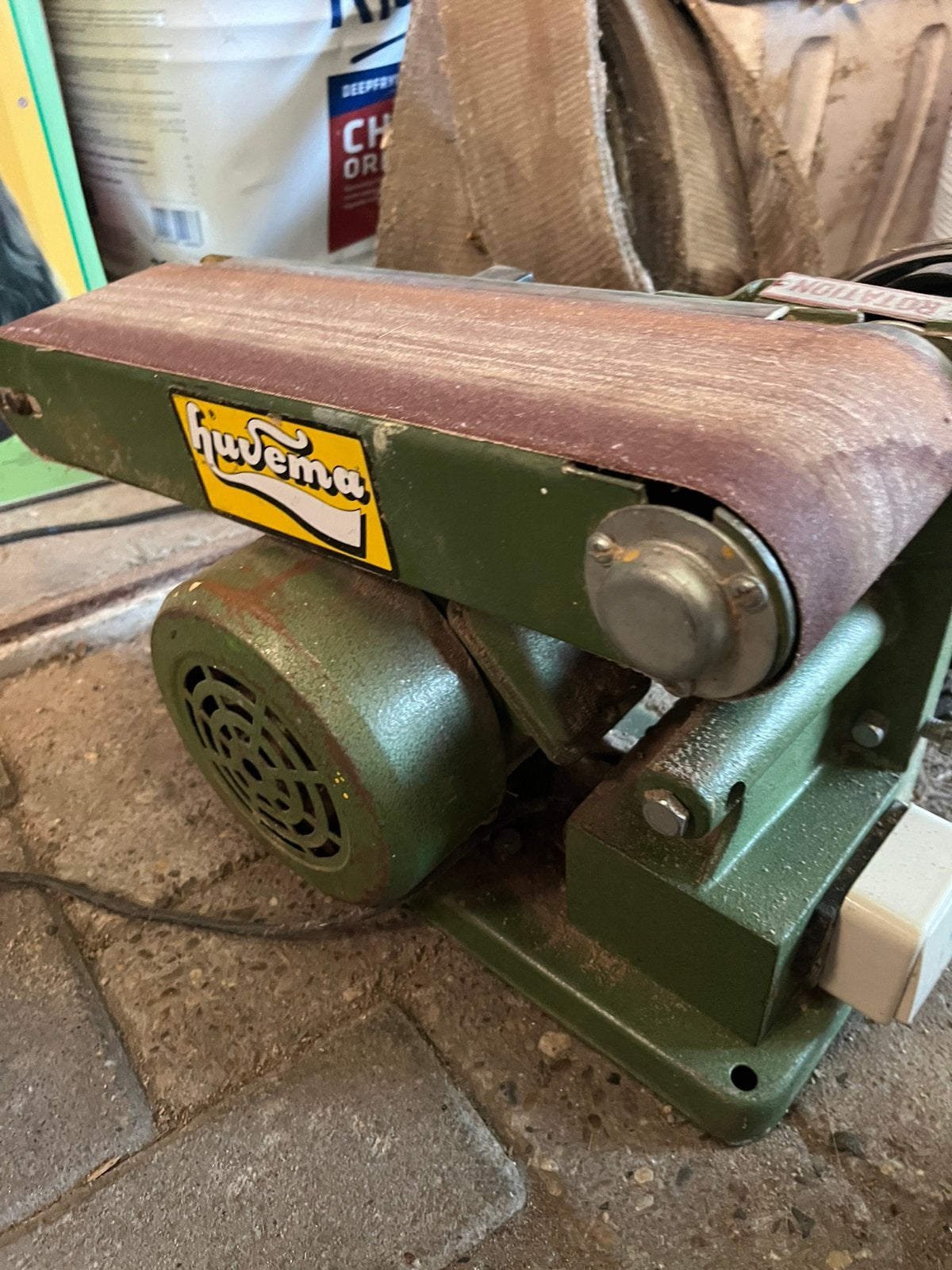 Huvema gecombineerde band- en schijfschuurmachine, Ophalen, Gebruikt, 1200 watt of meer, Bandschuurmachine