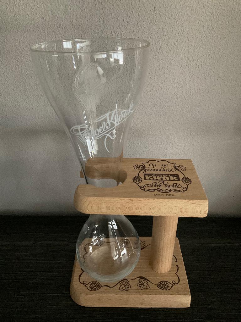 Pauwel Kwak bierglas met de iconische houten standaard - B03, Ophalen, Zo goed als nieuw, Glas of Glazen, Overige merken