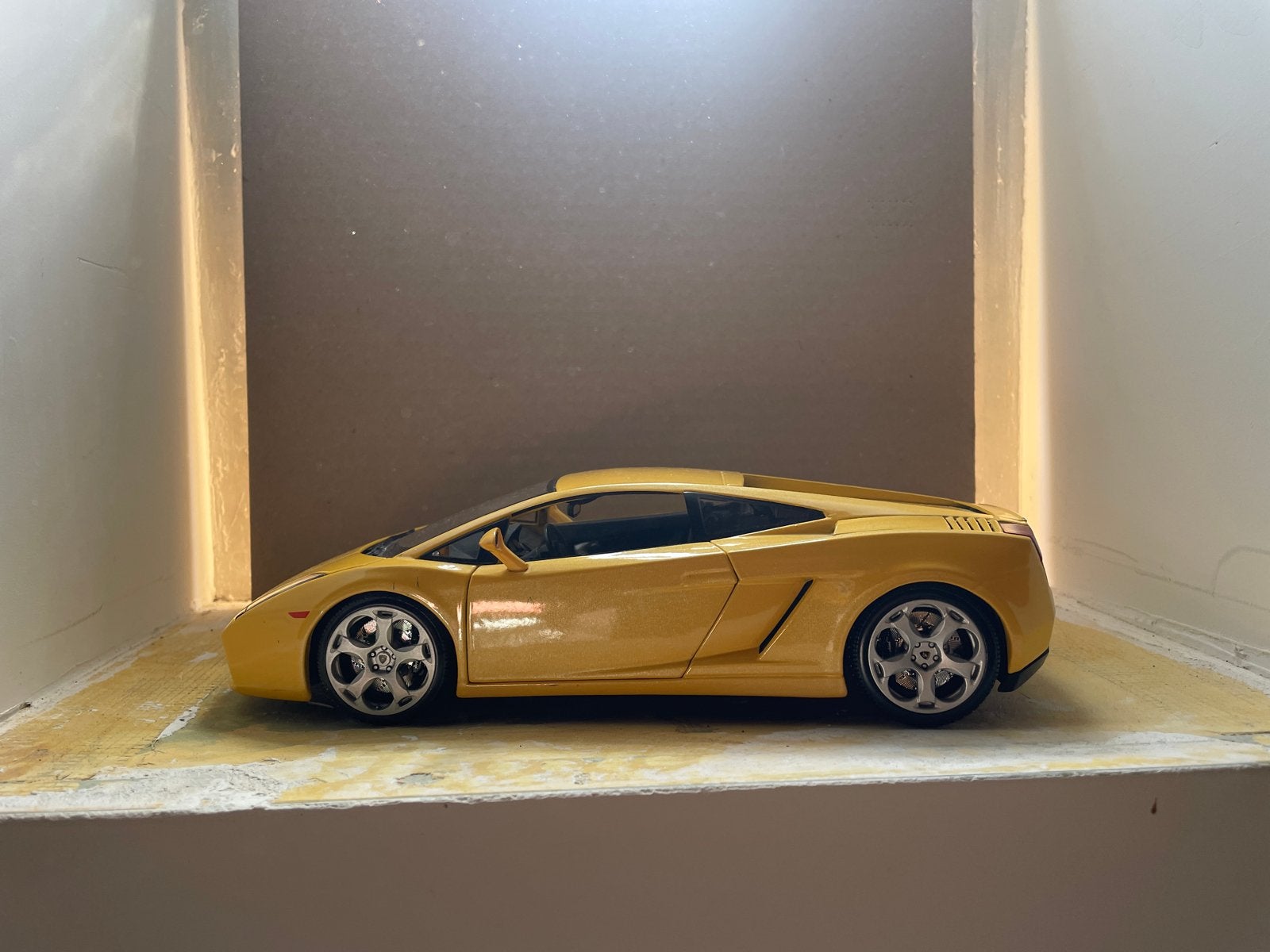 Lamborghini Gallardo modelauto geel, Ophalen of Verzenden, Zo goed als nieuw, Auto, Overige merken