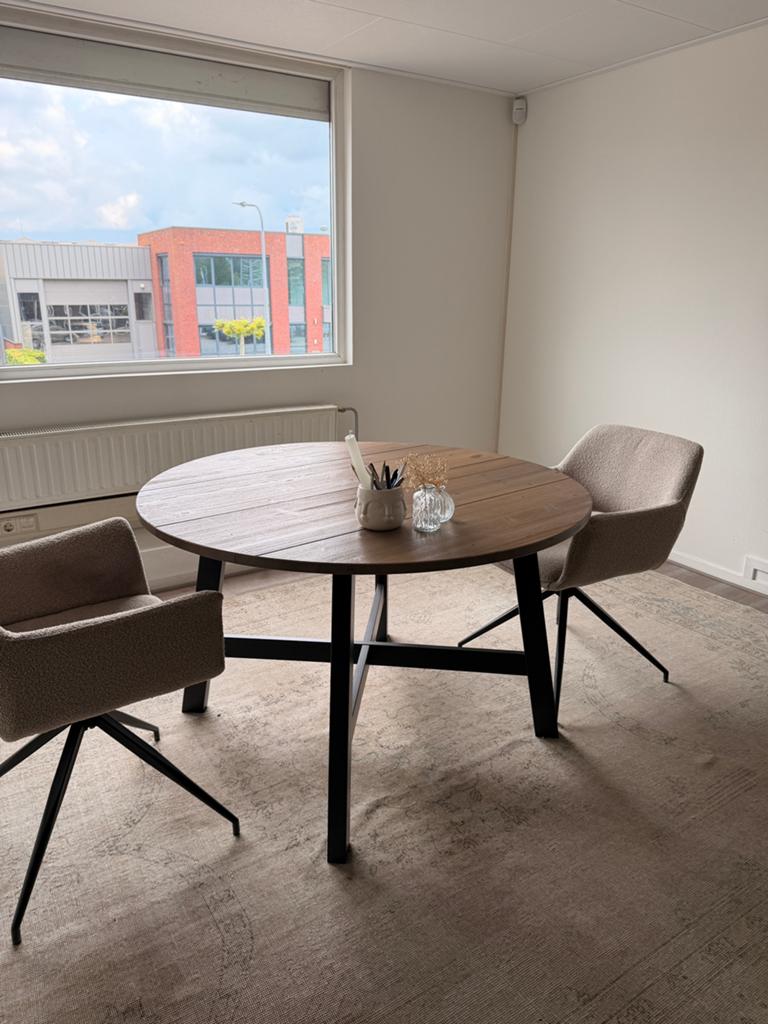 Ronde eettafel met stalen poot / hout blad, Huis en Inrichting, Tafels | Eettafels, Ophalen, Rond, 100 tot 150 cm