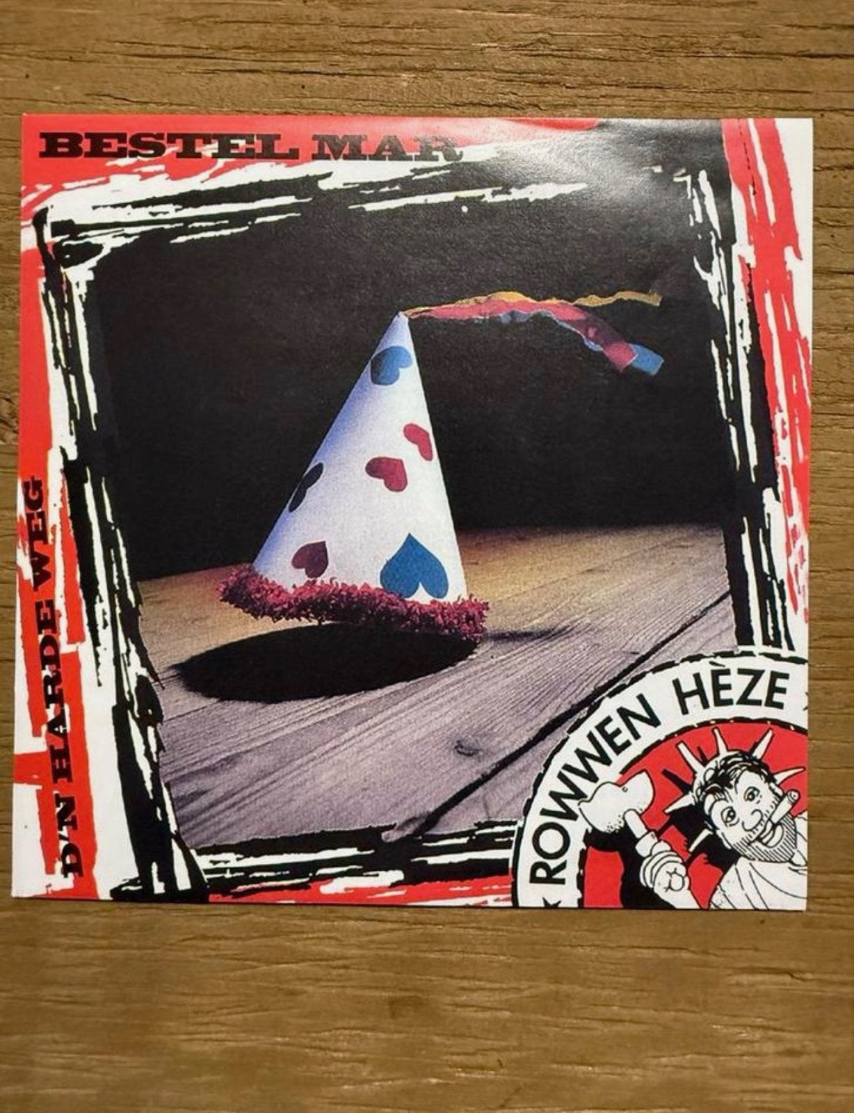 Rowwen Hèze - Bestel Mar / D'n Harde Weg - Rood Vinyl, 7 inch, Colored vinyl, Ophalen of Verzenden, EP