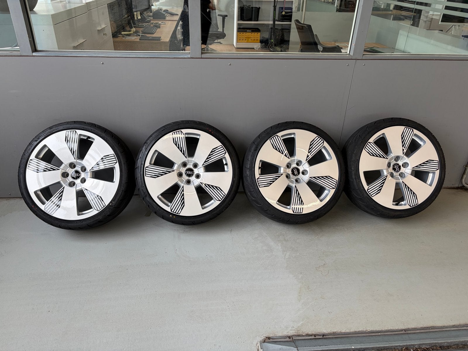 Audi E-Tron 19 inch 5x112 8J Speedline Velgen, Ophalen, Gebruikt, Audi