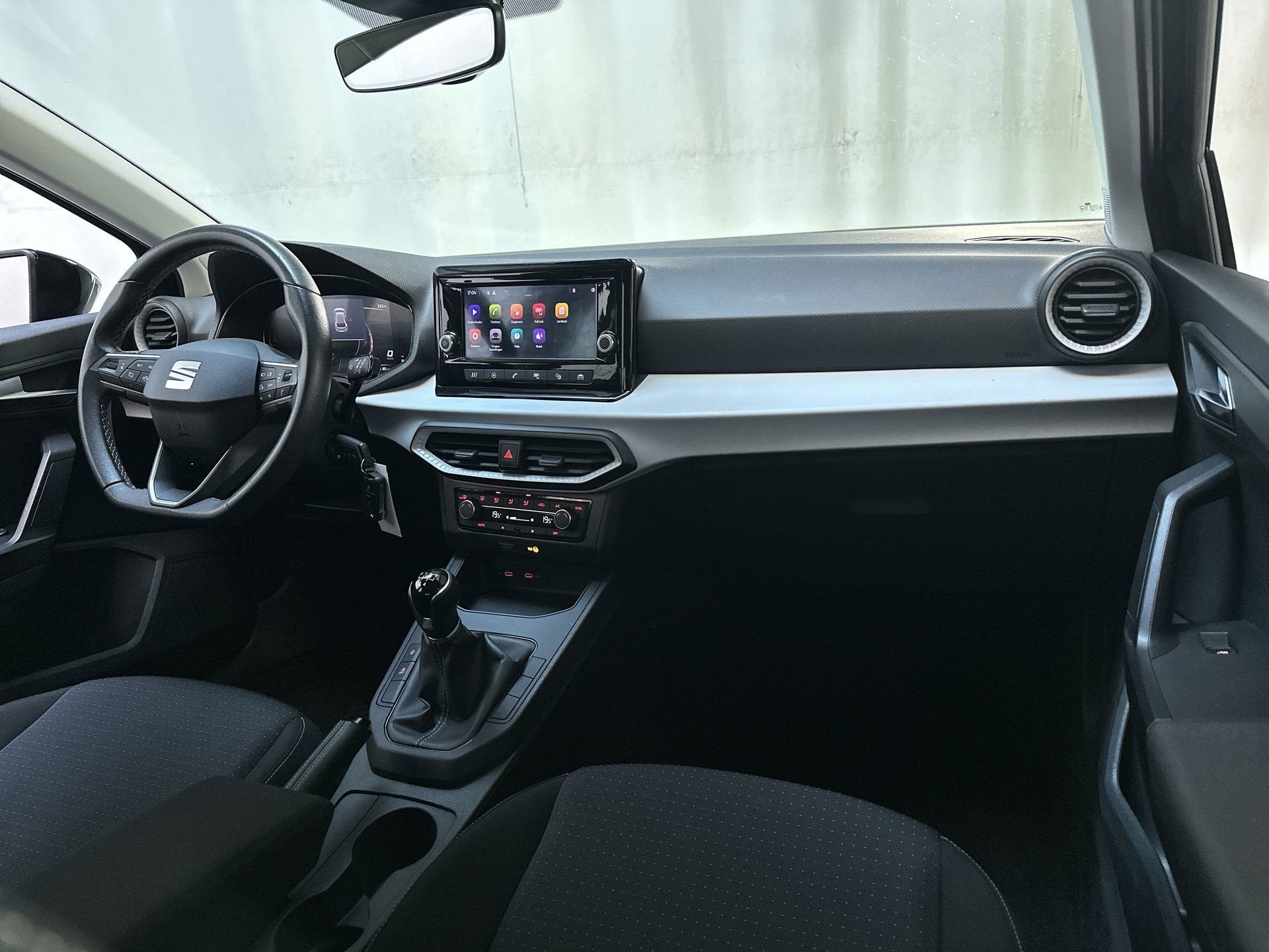 Seat Ibiza 1.0 EcoTSI Style Virtual Cockpit Parkeersensoren, Auto's, Voorwielaandrijving, Stof, 95 pk, Met garantie (alle)