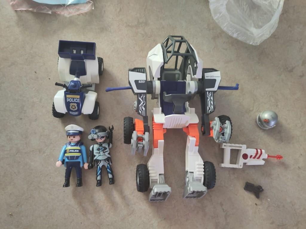 Playmobil politieagent en robot/geheim agent, Ophalen of Verzenden, Gebruikt, Complete set
