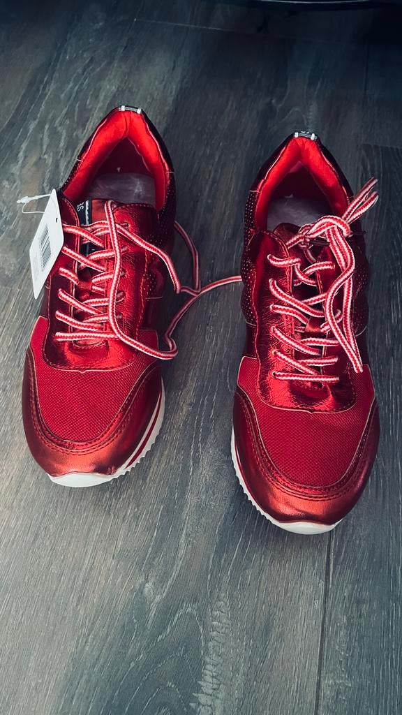 Fabs sneakers maat 36, Kleding | Dames, Schoenen, Ophalen, Nieuw, Rood, Sneakers of Gympen