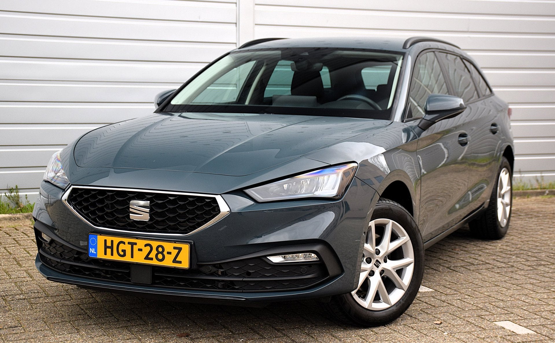 Seat Leon Sportstourer 1.5 eTSI Style Business Intense*2e ei, Dealer onderhouden, Stof, Euro 6, 4 cilinders