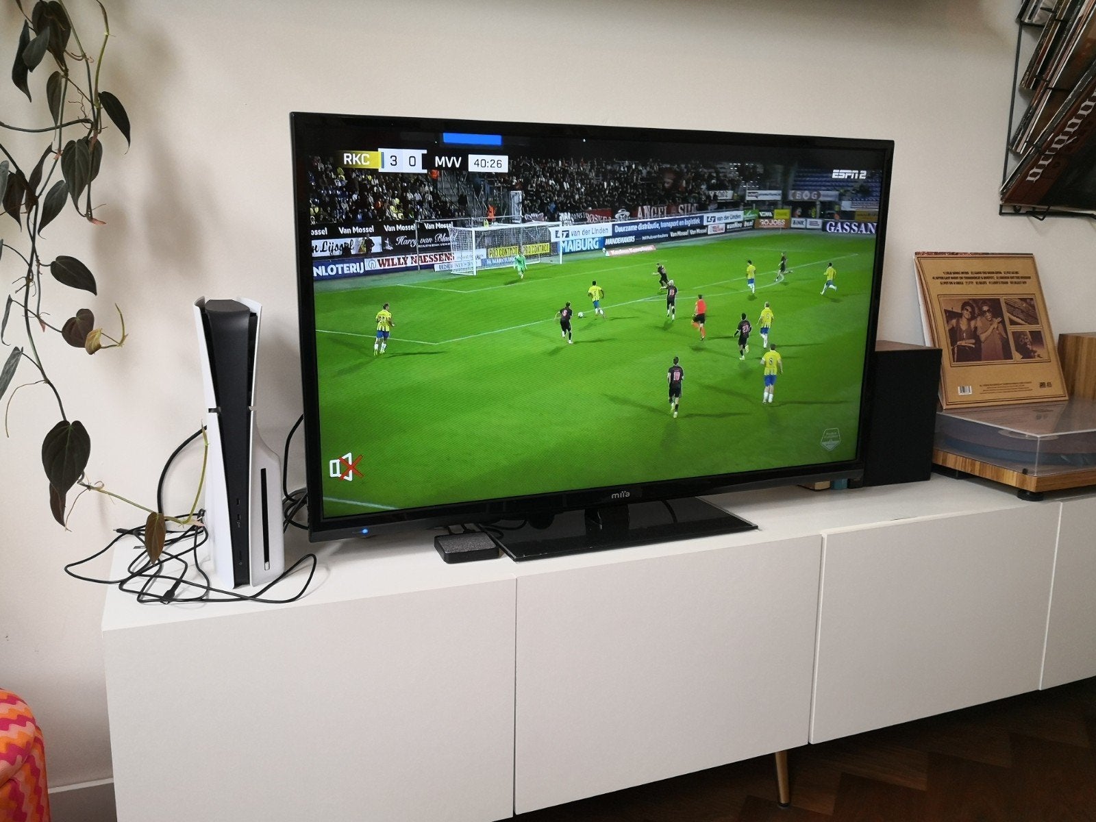 40 inch TV (full HD) van merk Miia, LED, 50 Hz, Zo goed als nieuw, 100 cm of meer
