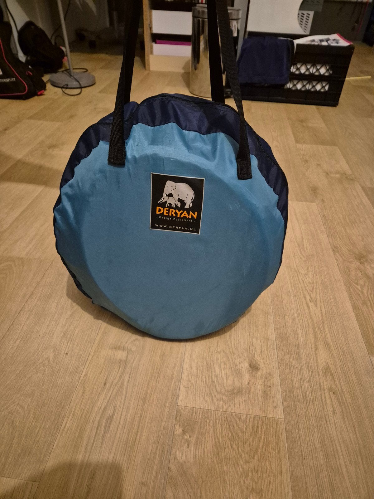 Deryan Baby Luxe Reisbedje met zelfopblaasbaar matras, Ophalen of Verzenden, Zo goed als nieuw