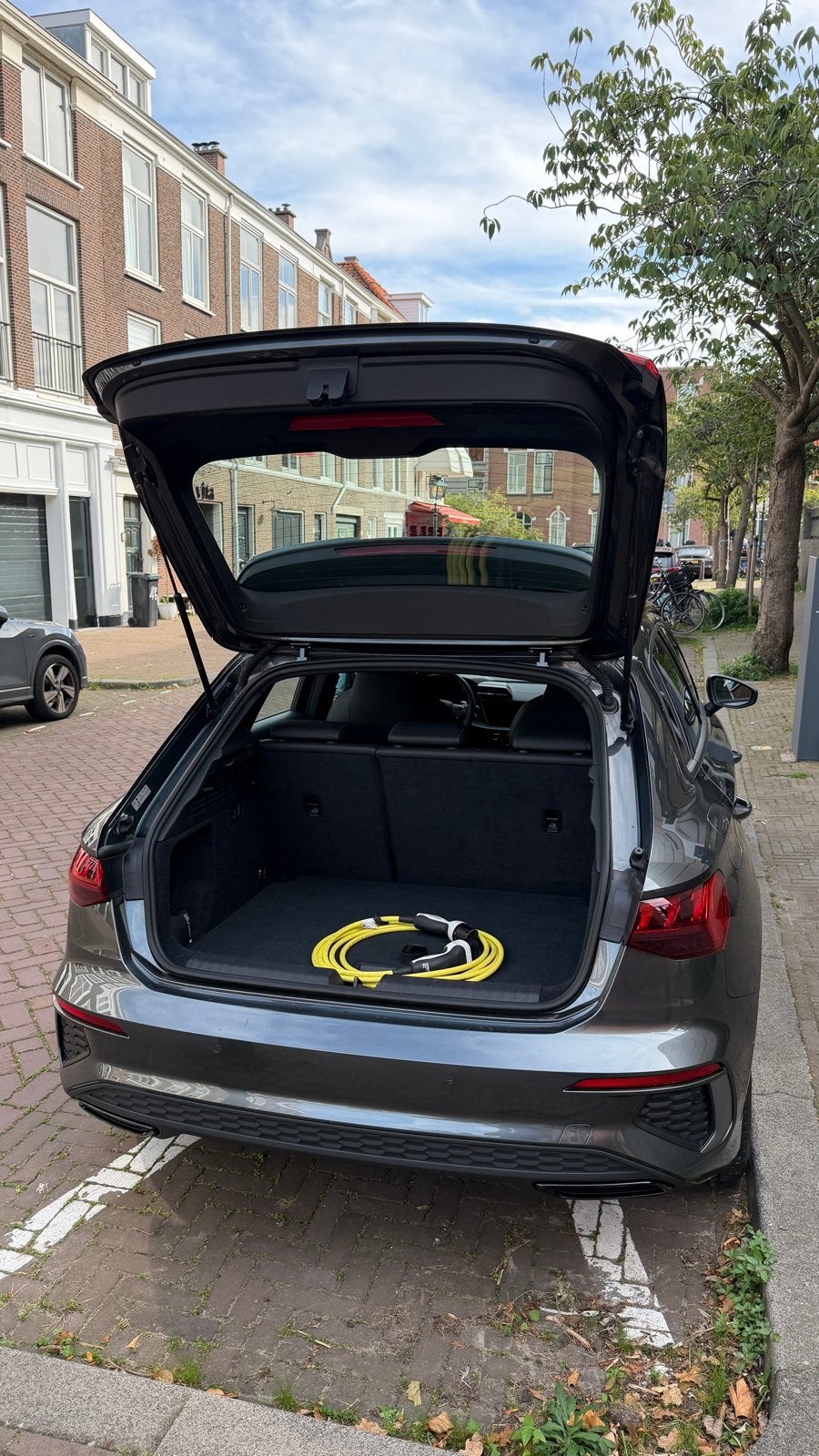 Foto 11 van Audi A3 40TFSIe,3x S-line,ACC,B&O,Matrix,Sfeerv.