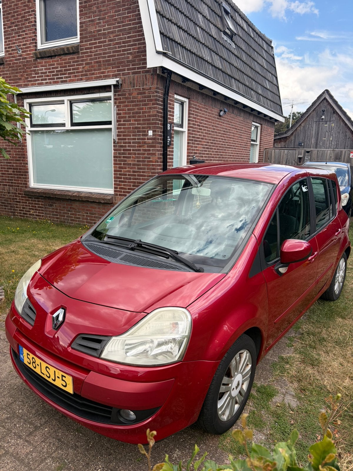 Renault modus 1.2 tce 2010 Apk 5-8-2027, Voorwielaandrijving, 4 cilinders, 100 pk, 49 €/maand