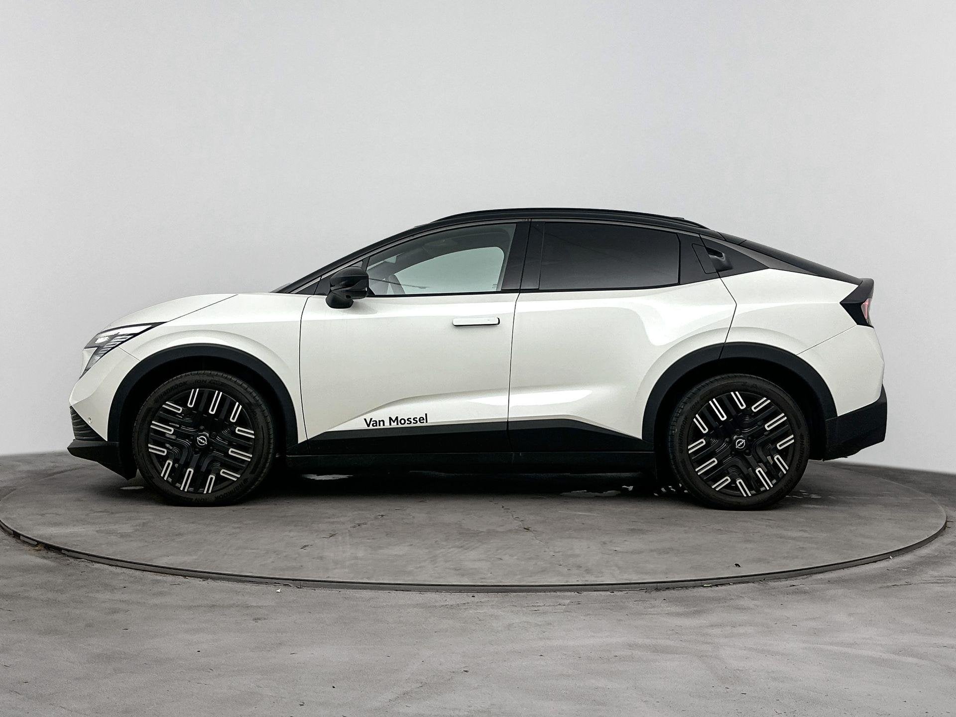 Nissan LEAF Evolve 52 kWh 177PK | BOSE Audio | Panoramadak |, Auto's, Dealer onderhouden, Wit, 177 pk, Te koop