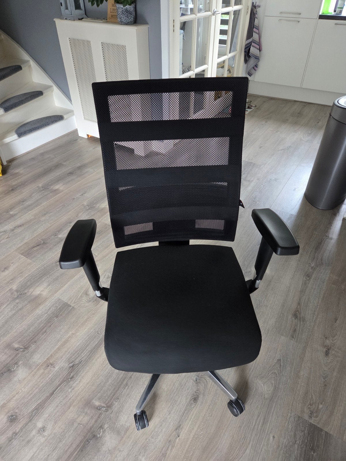 ergonomische bureaustoel Topstar X-pander, Ophalen, Zwart, Zo goed als nieuw, Bureaustoel