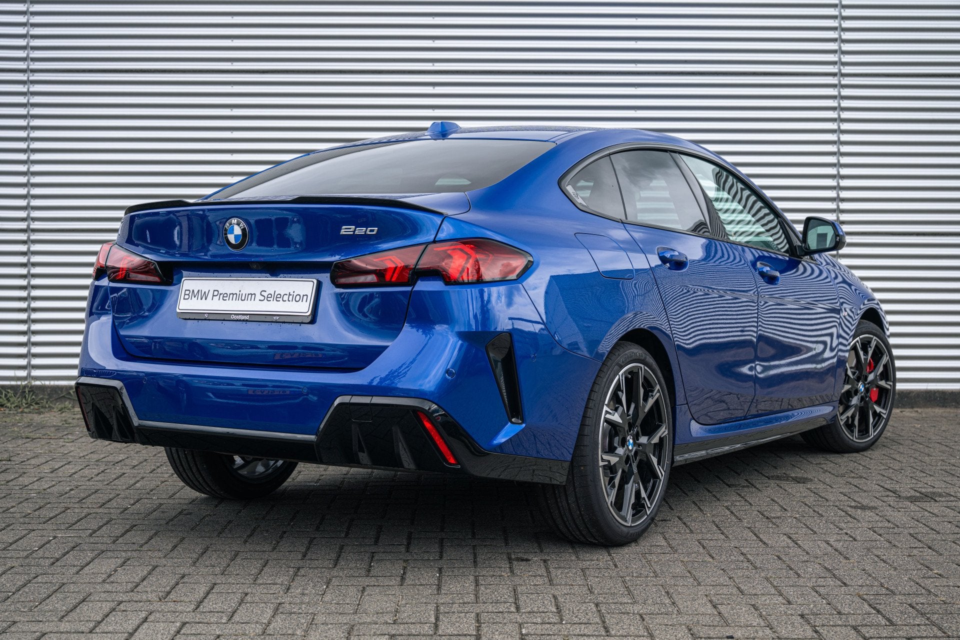 BMW 2 Serie Gran Coupé 220 M Sport Automaat / Sportstoelen, 156 pk, Met garantie (alle), Blauw, Bedrijf