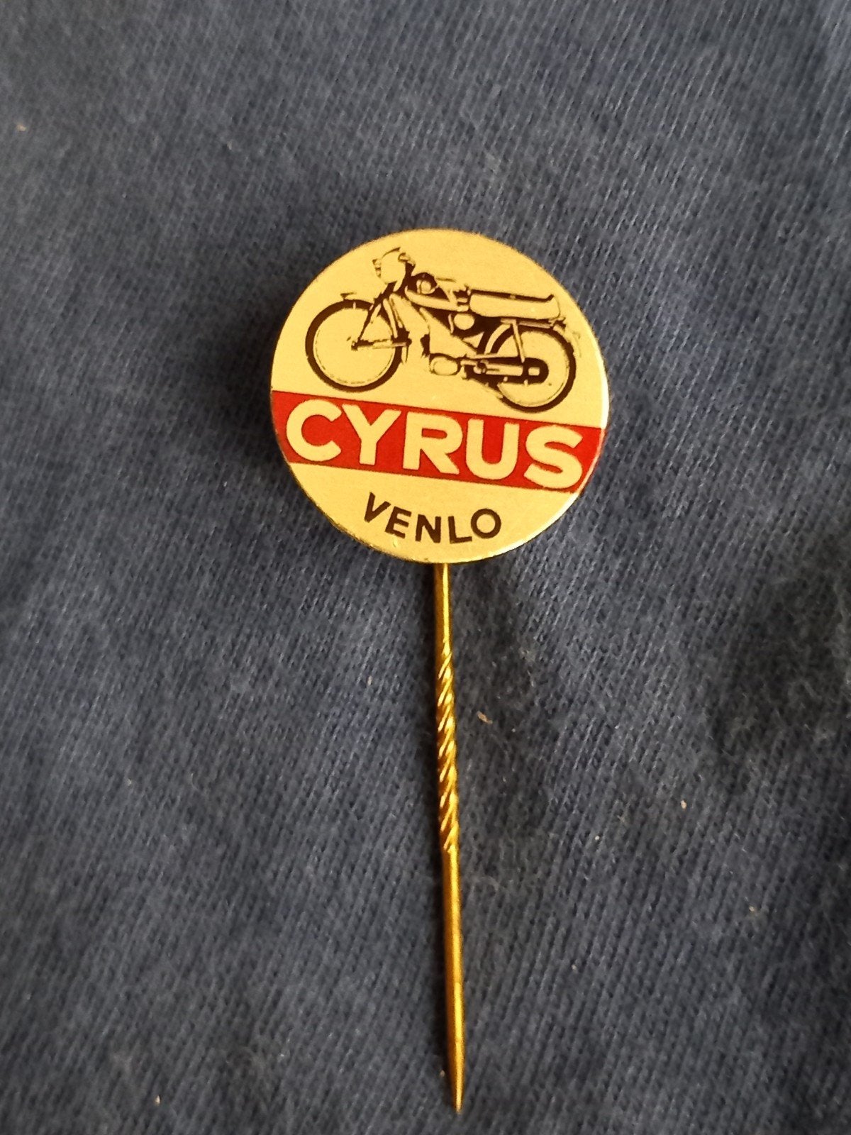 speldje Cyrus, Ophalen of Verzenden, Zo goed als nieuw
