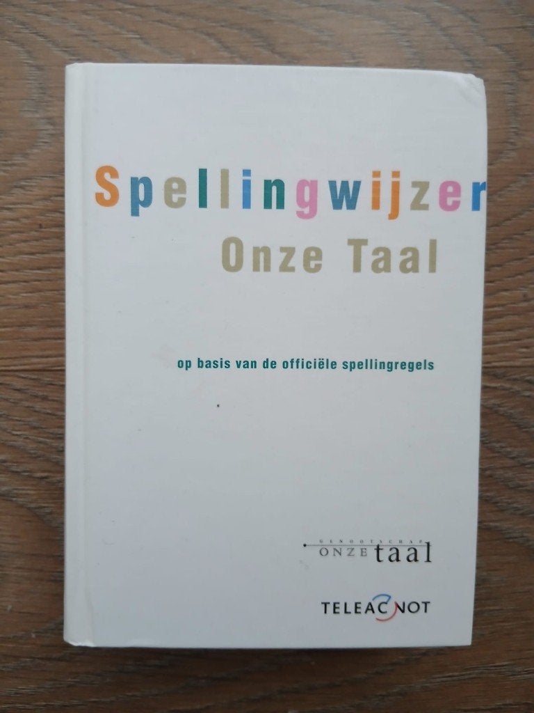 Spellingwijzer Onze taal (hc), Ophalen of Verzenden, Gelezen, Overige uitgevers