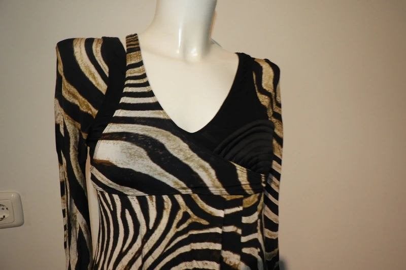 Cavalli stretch jurk apart lijfje helemaal in print IT 40, Knielengte, Maat 34 (XS) of kleiner, Just Cavalli, Gedragen