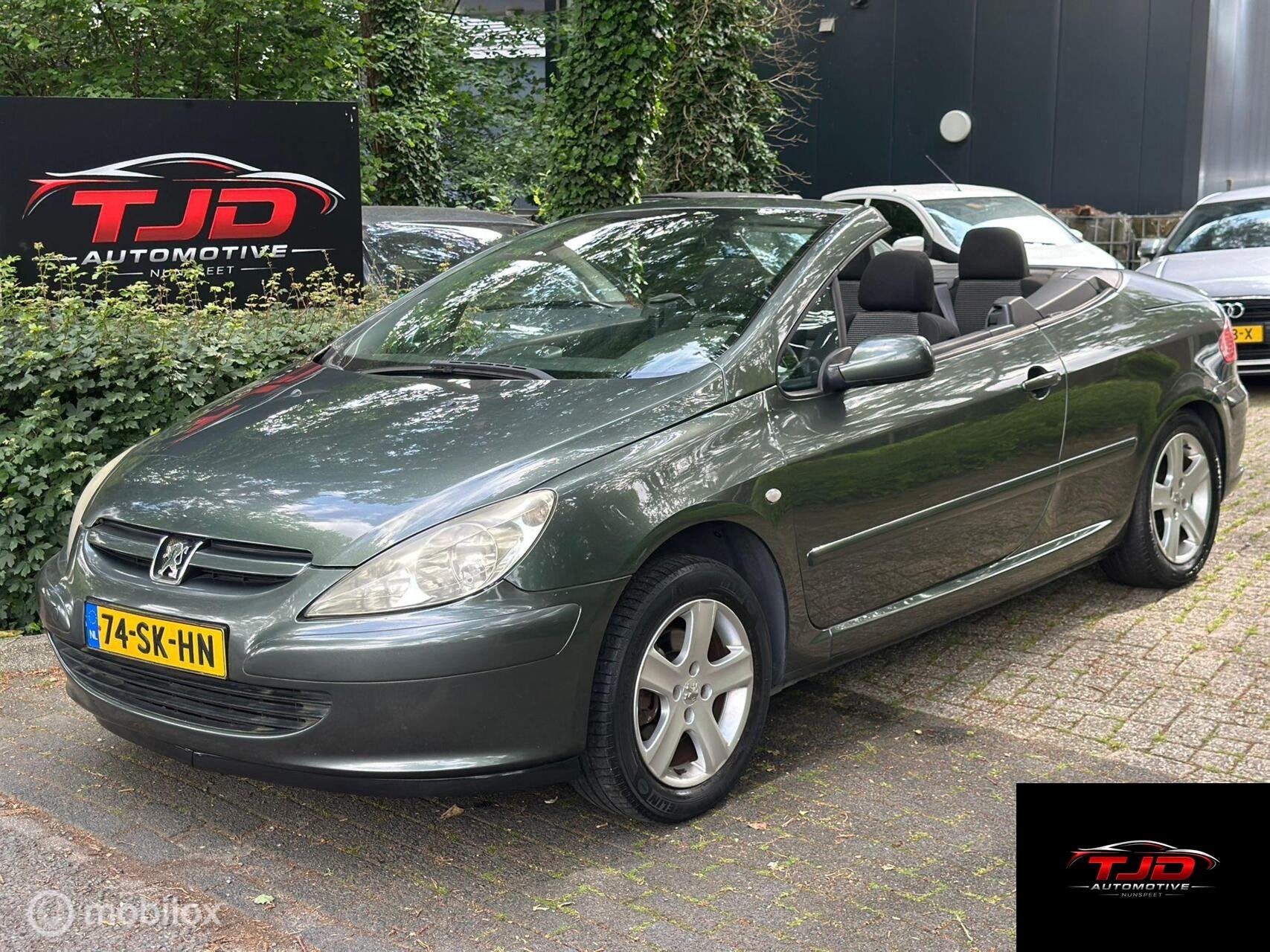 Peugeot 307 CC 1.6-16V-CLIMA-CABRIO-CRUISE, Auto's, Stof, Gebruikt, Zwart, 4 cilinders