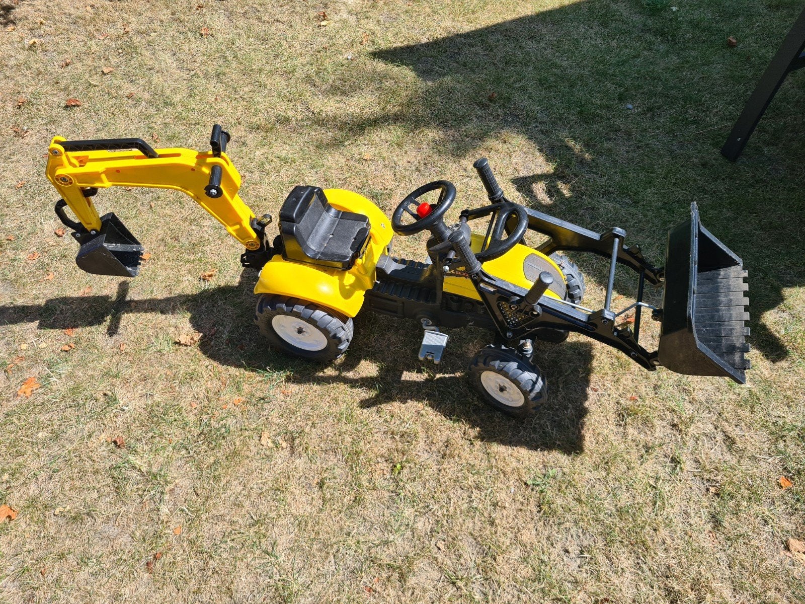 Gele traptractor met graafmachine en voorlader, Ophalen, Gebruikt, Trapvoertuig