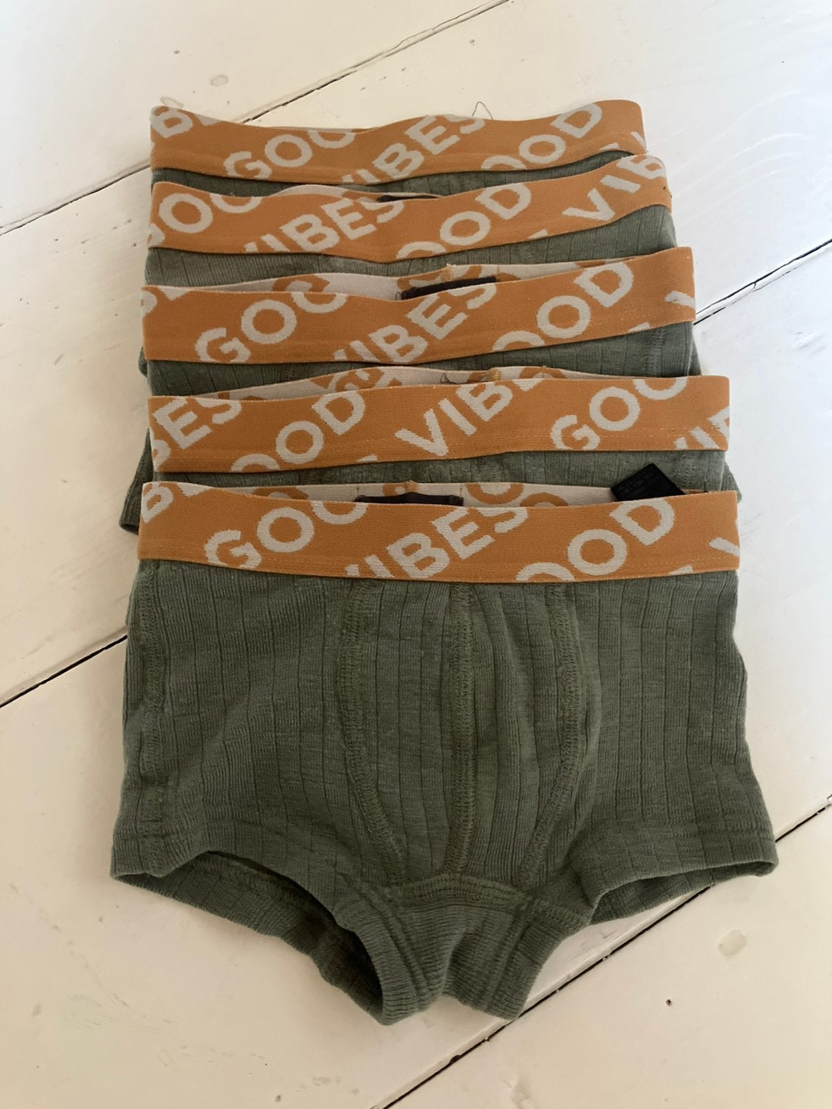 Dilling - wollen ondergoed - 5x shorts - mosgroen - maat 98, Ophalen of Verzenden, Gebruikt, Jongen, Nacht- of Onderkleding