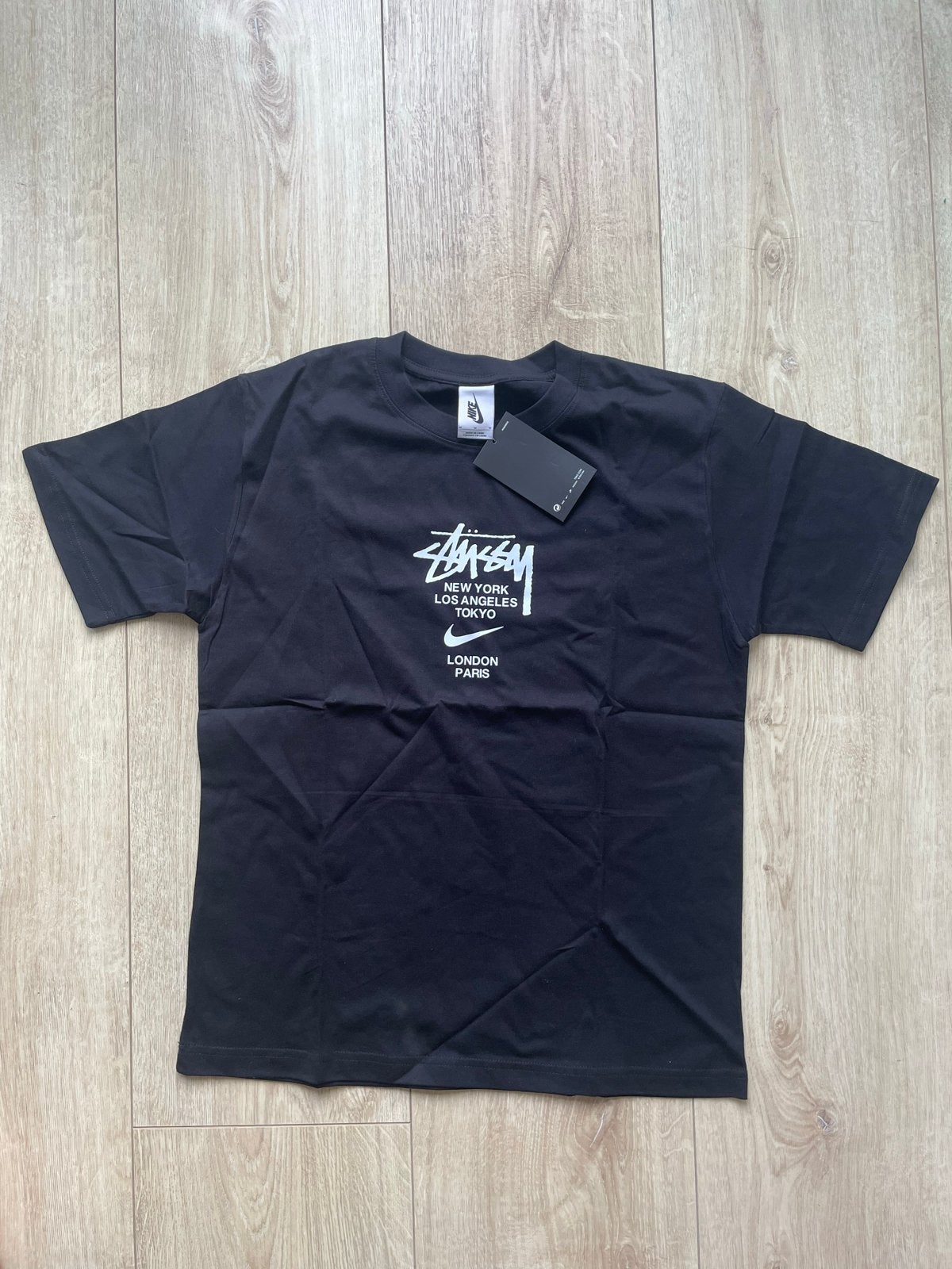 Nike x Stussy T-shirt - Maat M, Kleding | Heren, T-shirts, Ophalen of Verzenden, Nieuw, Maat 48/50 (M), Zwart
