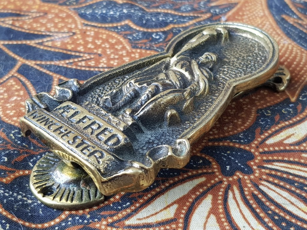 Aelfred of Winchester antieke deurklopper uit Engeland., Ophalen of Verzenden, Koper