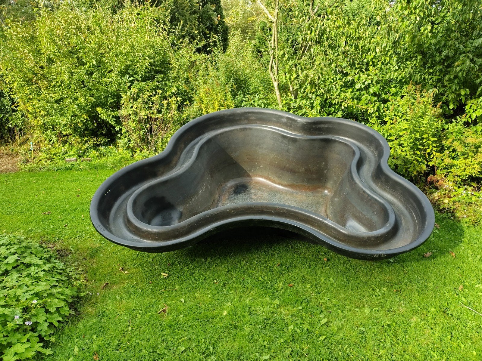 Grote Polyester Glasvezel Vijverbak, Ophalen, Zo goed als nieuw