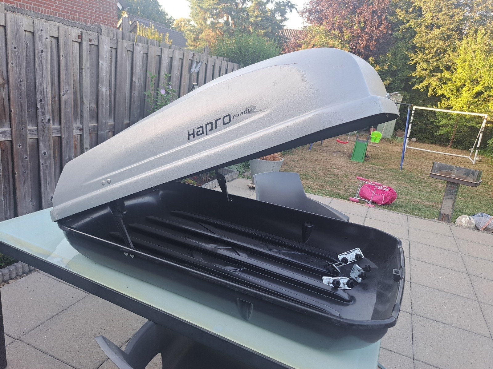 hapro roady 310  dakkoffer, Ophalen