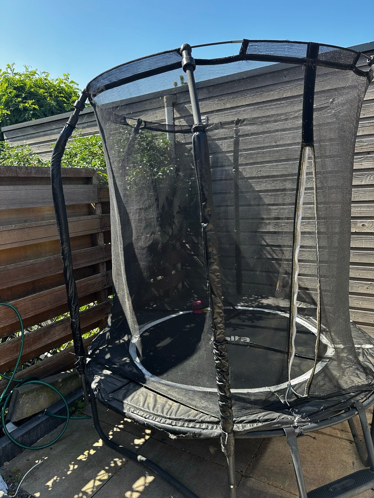 Salta Trampoline, Ophalen, Gebruikt