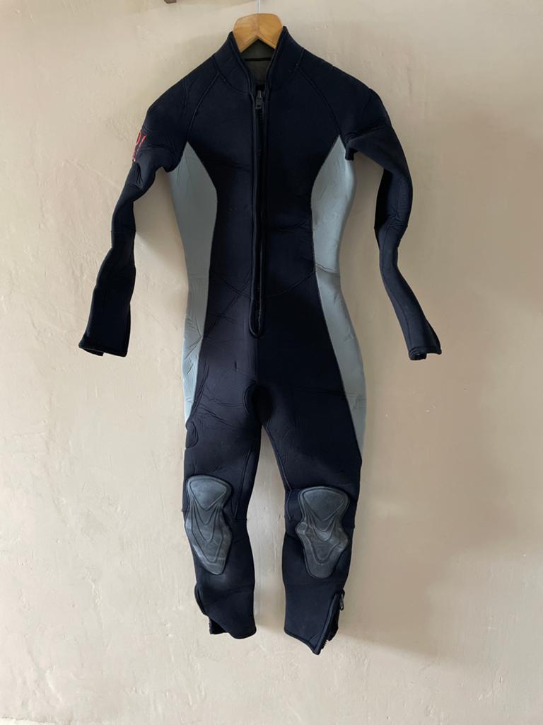 7mm Neopreen Duikpak Dames Maat M met Frottee Voering, Ophalen of Verzenden, Gebruikt, Dame, Wetsuit