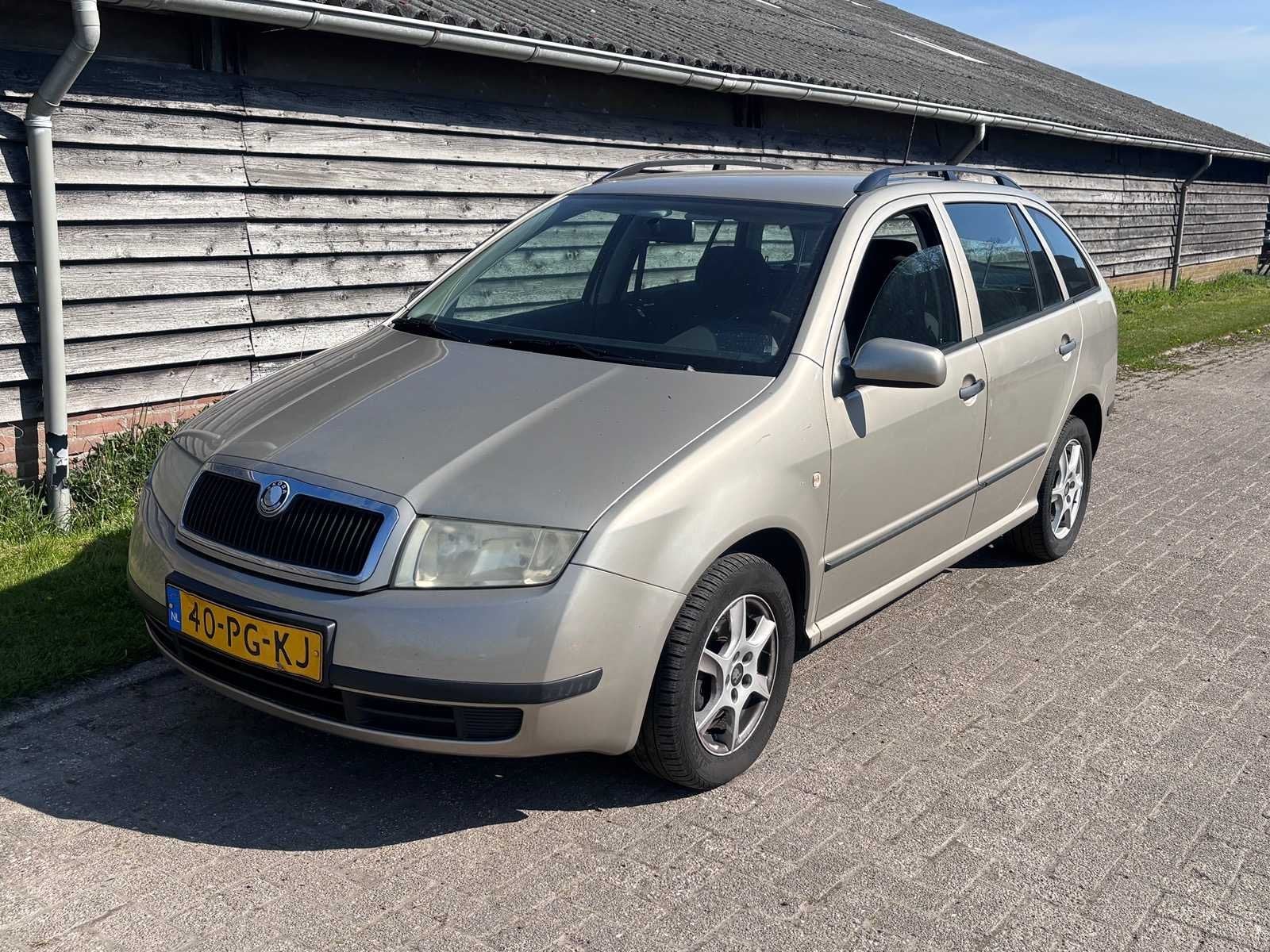 Skoda - 2004 - Fabia Combi - 1.4-16V Choice - Personenauto, Auto's, Voorwielaandrijving, Gebruikt, 4 cilinders, 1070 kg