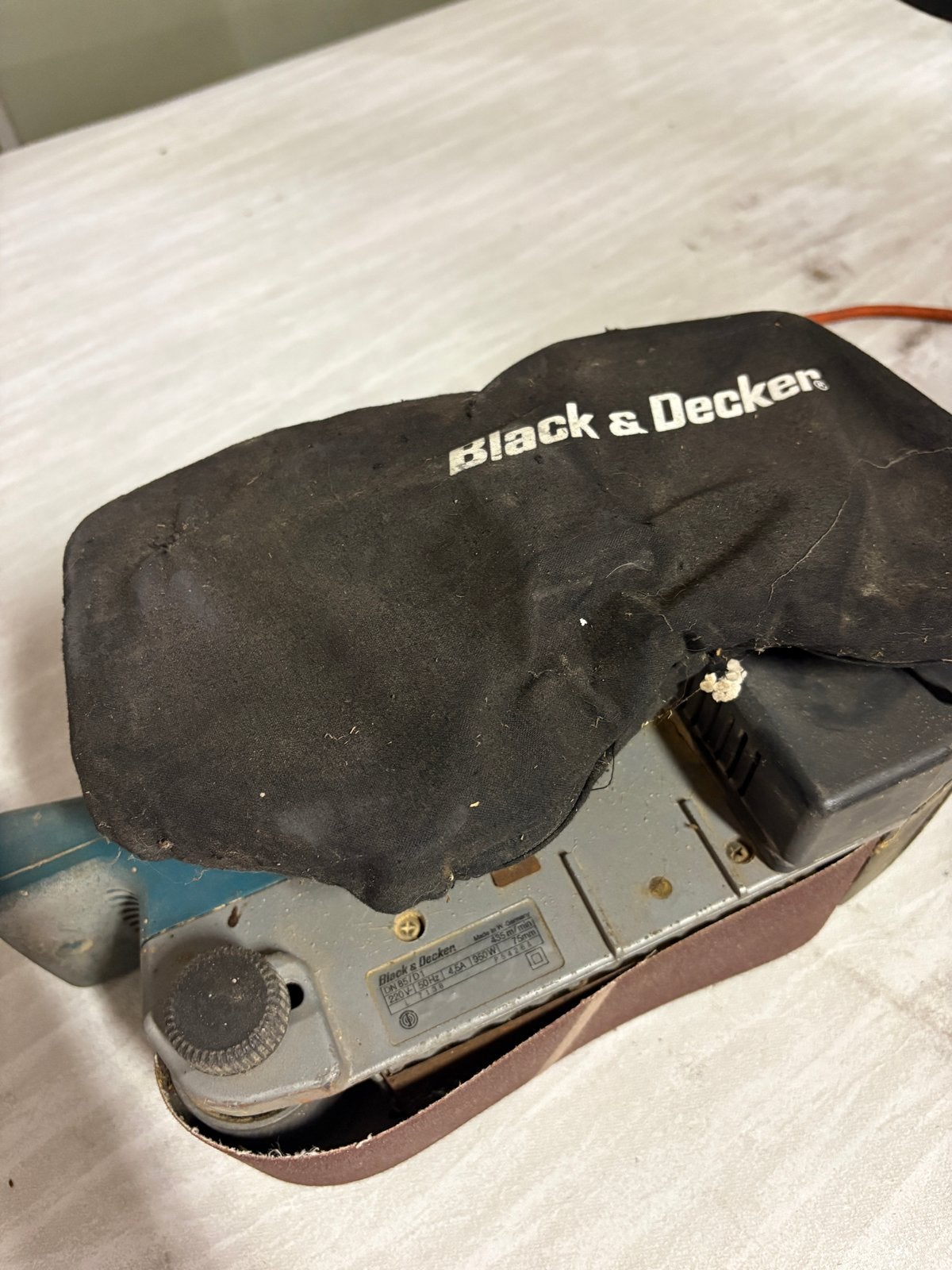 Black & Decker Bandschuurmachine DN85/D1 - 950W, Ophalen of Verzenden, Gebruikt, 600 tot 1200 watt, Bandschuurmachine