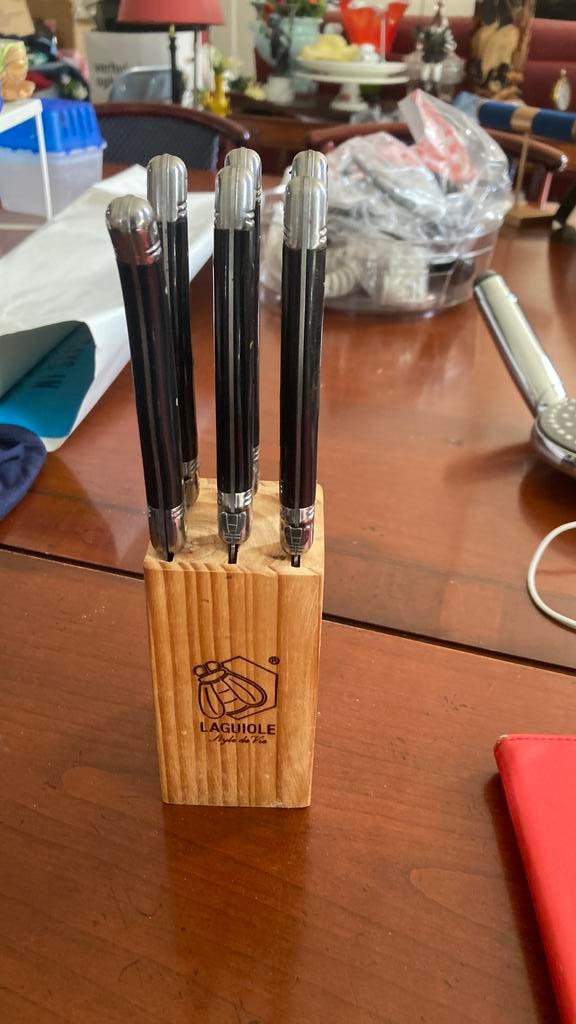 Laquiole messenblok met zes messen, Ophalen of Verzenden, Zo goed als nieuw, Rvs of Chroom