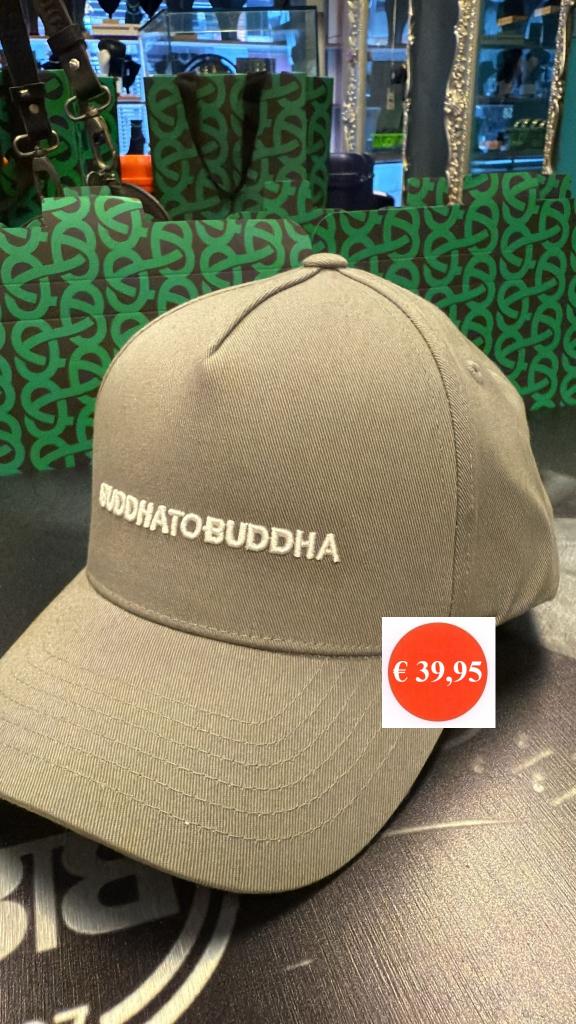 BUDDHA TO BUDDHA CAP € 39,95, Sieraden, Tassen en Uiterlijk, Armbanden, Ophalen of Verzenden, Nieuw, Grijs, Overige materialen