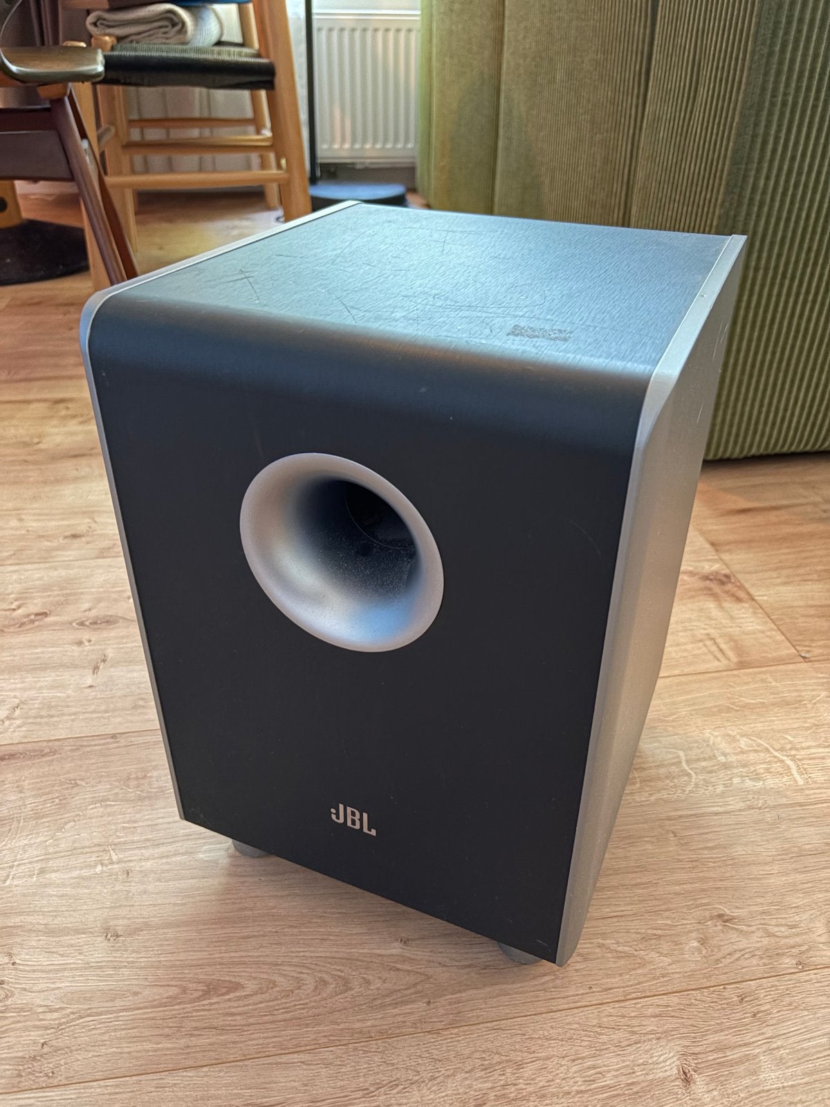 JBL Subwoofer CS60SUB/230, Gebruikt, Geschikt voor surround/home cinema, Ophalen, 150 watt of meer