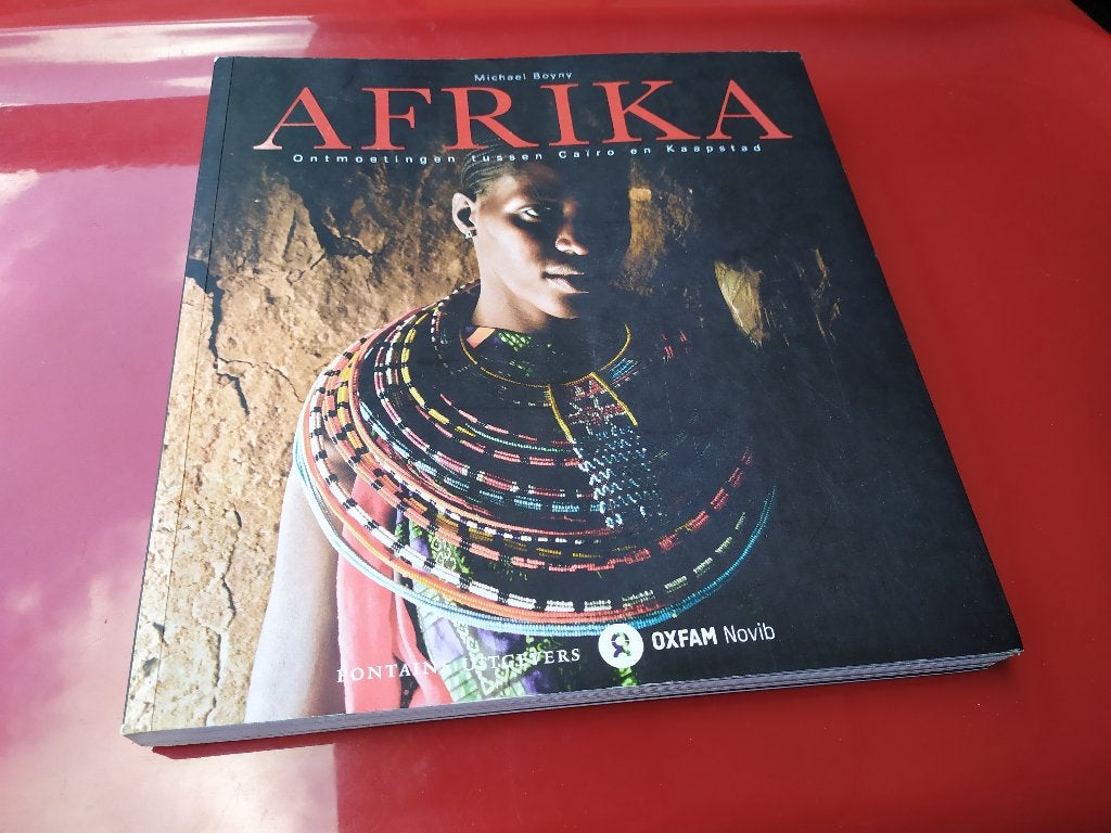 Afrika - Ontmoetingen tussen Cairo en Kaapstad, Ophalen of Verzenden, Gelezen, Fotografie algemeen