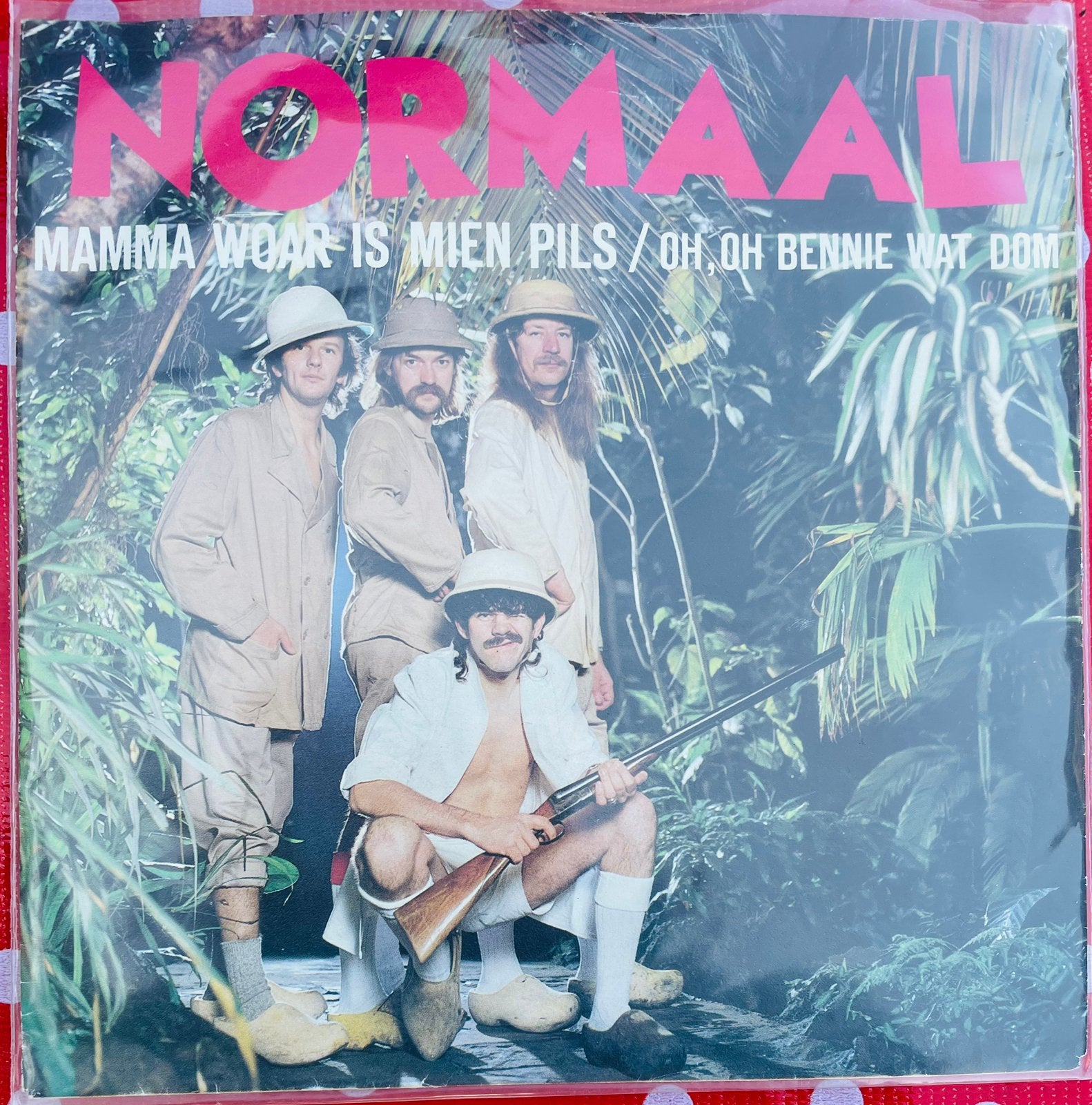 Single van Normaal Mama Woar Is Mien Pils, Originele persing, 7 inch, Ophalen of Verzenden, Zo goed als nieuw