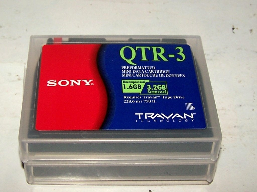 2x Sony QTR-3 Mini Data Cartridges. 1,6 Gb. Nieuw/zeldzaam/, Herschrijfbaar, Overige typen, Nieuw, Ophalen of Verzenden