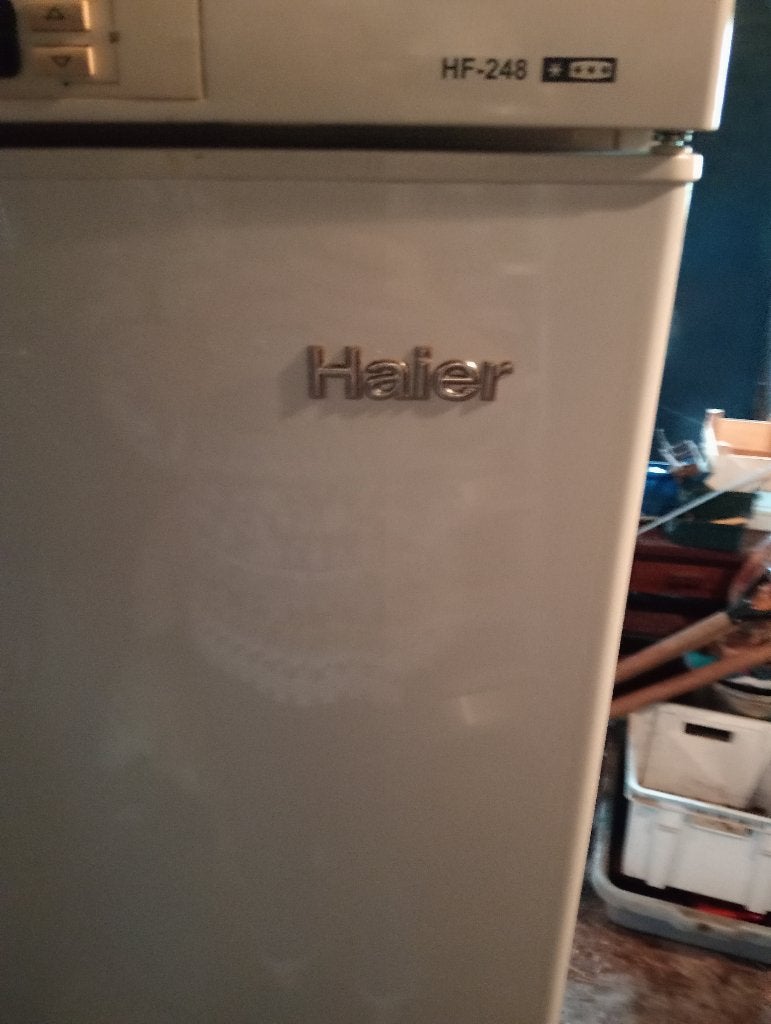staande vriezer, Witgoed en Apparatuur, Vriezers en Diepvrieskisten, Gebruikt, 160 cm of meer, Energieklasse A of zuiniger, Ophalen