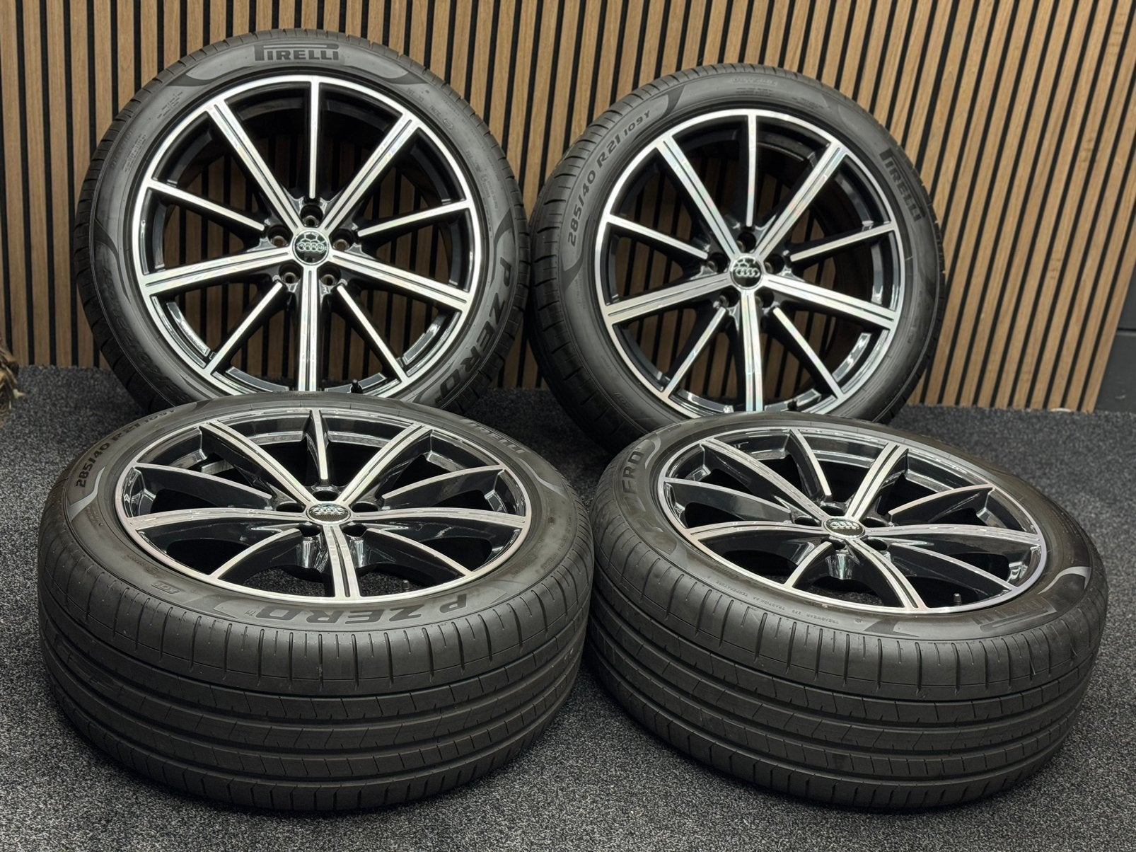ZGAN! Originele 21 inch Audi Sport Q7 SQ7 5x112 ET31 Pirelli, Ophalen, 285 mm, ., Banden en Velgen