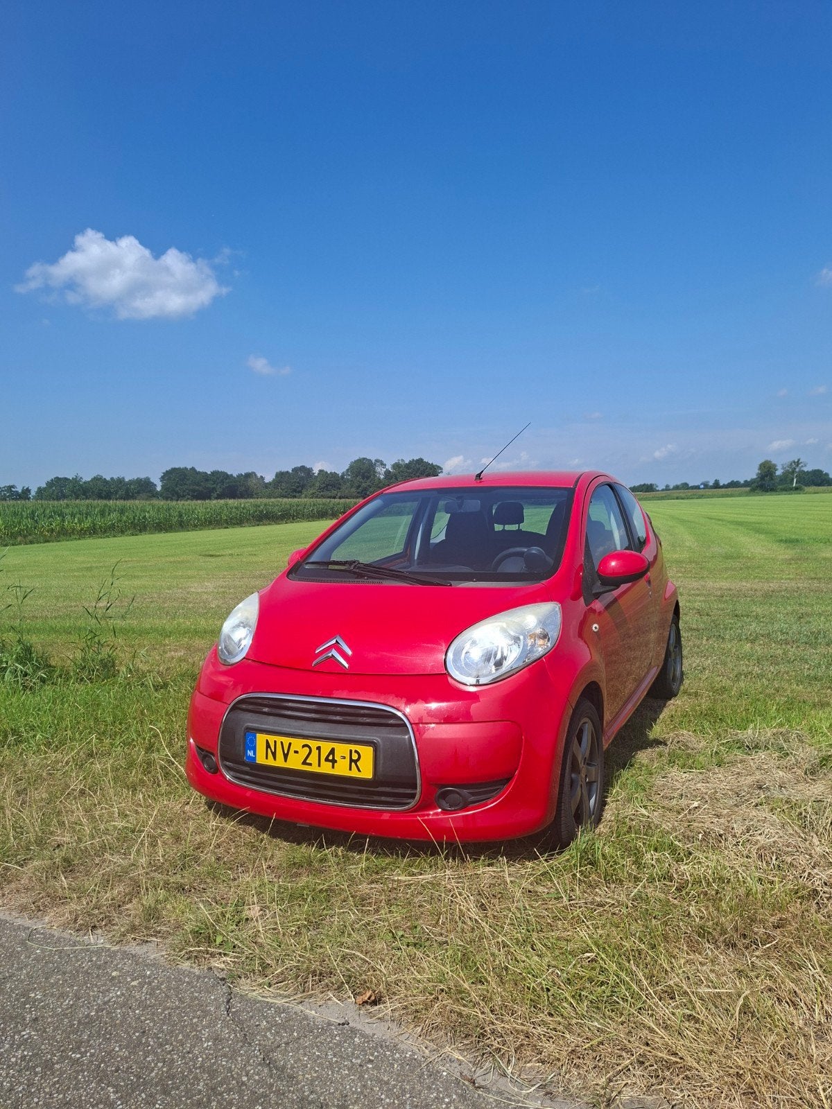 Citroën C1 1.0 3-DRS 2010 Rood, Auto's, Citroën, Voorwielaandrijving, Zwart, 4 stoelen, C1