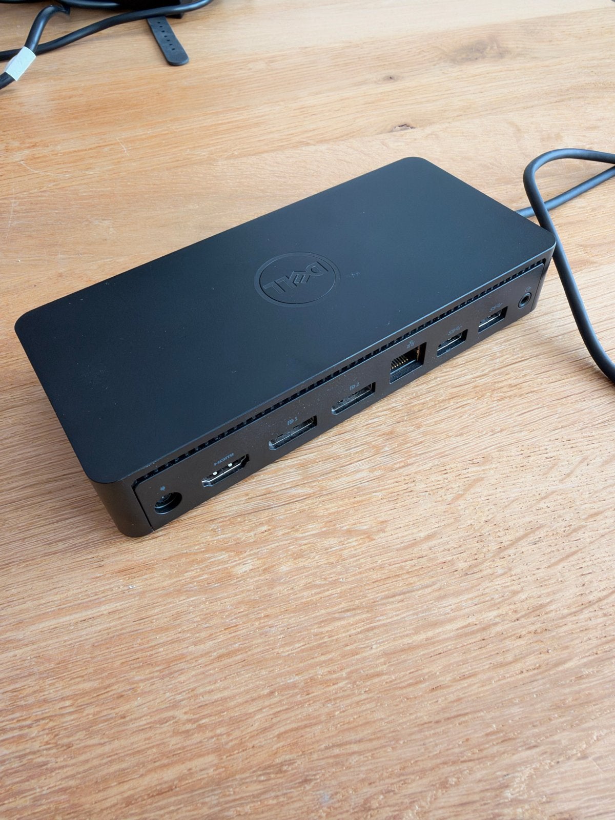 Dell D6000 USB-c Docking Station + 130W voeding., Ophalen of Verzenden, Zo goed als nieuw, Docking station, Laptop