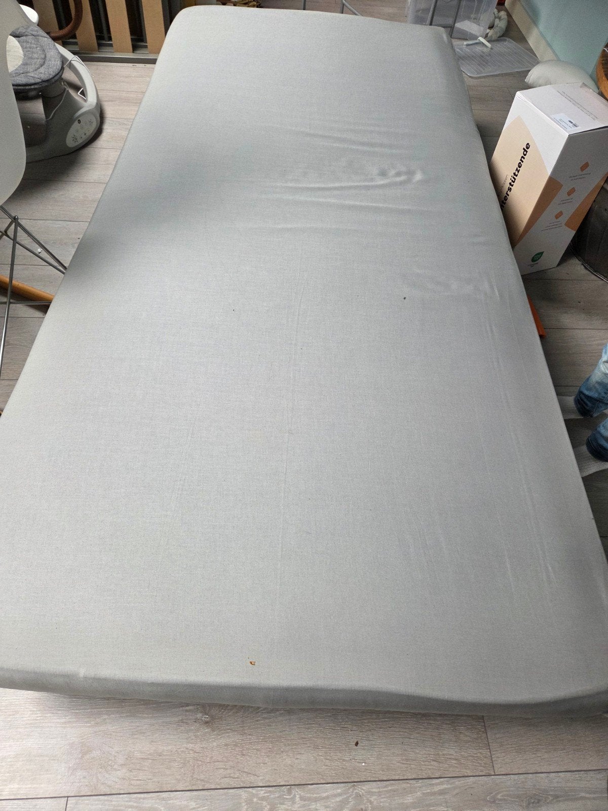 Ikea logeerbed 90x200 cm met wielen, Ophalen, Gebruikt, 90 cm, Eenpersoons