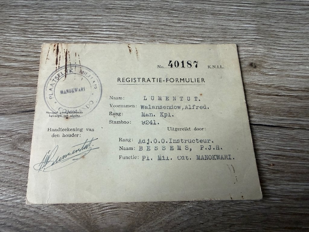 K.N.I.L Regestratie-Formulier 40187, Manokwari, Verzamelen, Ophalen of Verzenden, Landmacht, Nederland, Embleem of Badge