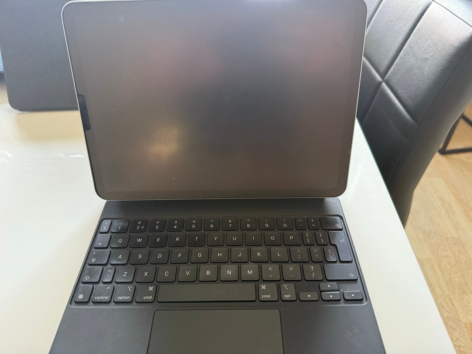 iPad Air 2020 Hemelsblauw 256GB met Magic Keyboard, Computers en Software, Apple iPads, Ophalen, Blauw, Apple iPad Air, Zo goed als nieuw
