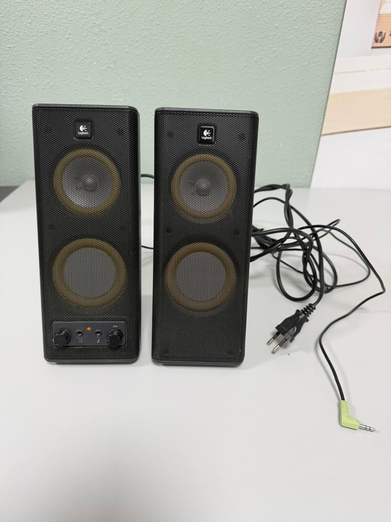 Logitech X-140 PC Computer Speakers 2.0 Set met Bass Control, Computers en Software, Audiokanaal 2, Ophalen of Verzenden, Zo goed als nieuw