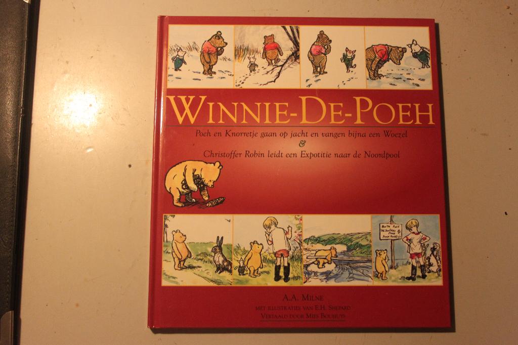 804i - boek - winnie de poeh - deel 3, Boeken, Ophalen of Verzenden, Gelezen, Fictie algemeen