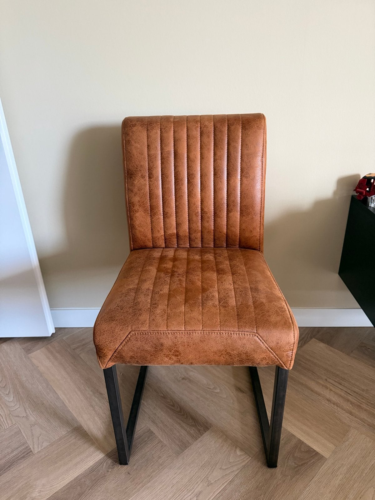 Tower Living Ferro Eetkamerstoelen - set van 4, Huis en Inrichting, Ophalen, Kunststof, Gebruikt, Overige kleuren