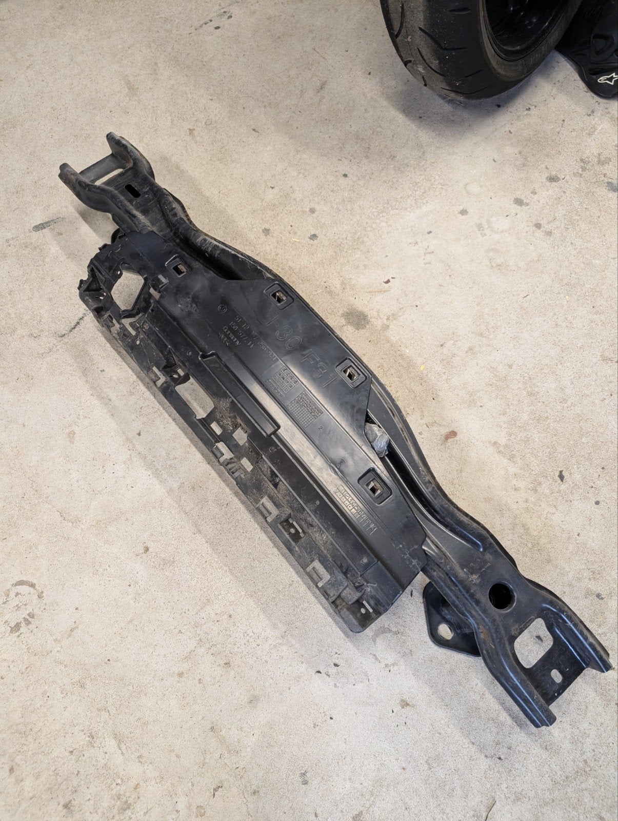 BMW F30 F31 Bumperbalk 3 Serie, Auto-onderdelen, Ophalen, Gebruikt, Achter, Bumper