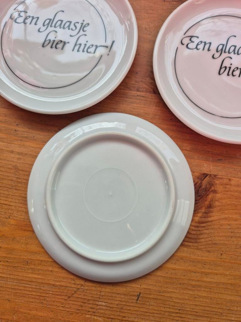 3x schoteltje een glaasje bier hier, Ophalen of Verzenden