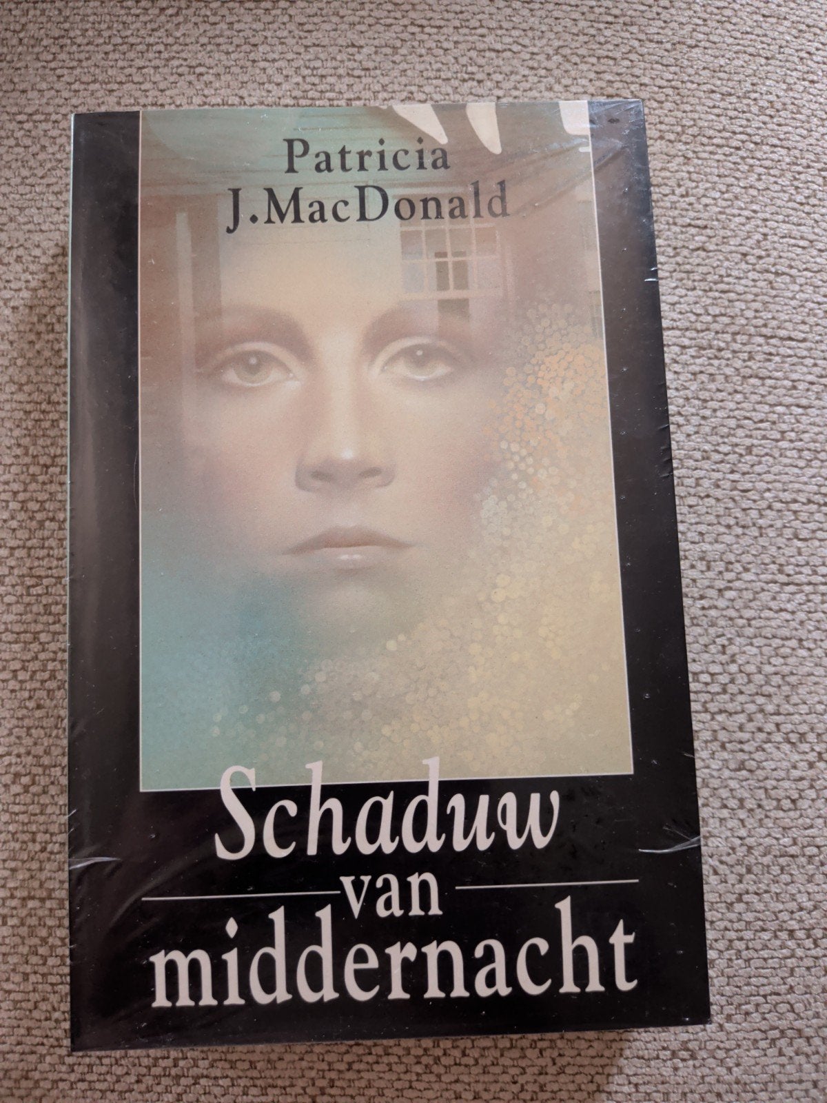 Schaduw van middernacht - Patricia J. MacDonald (Nieuw), Boeken, Ophalen of Verzenden, Nieuw, Patricia J. MacDonald